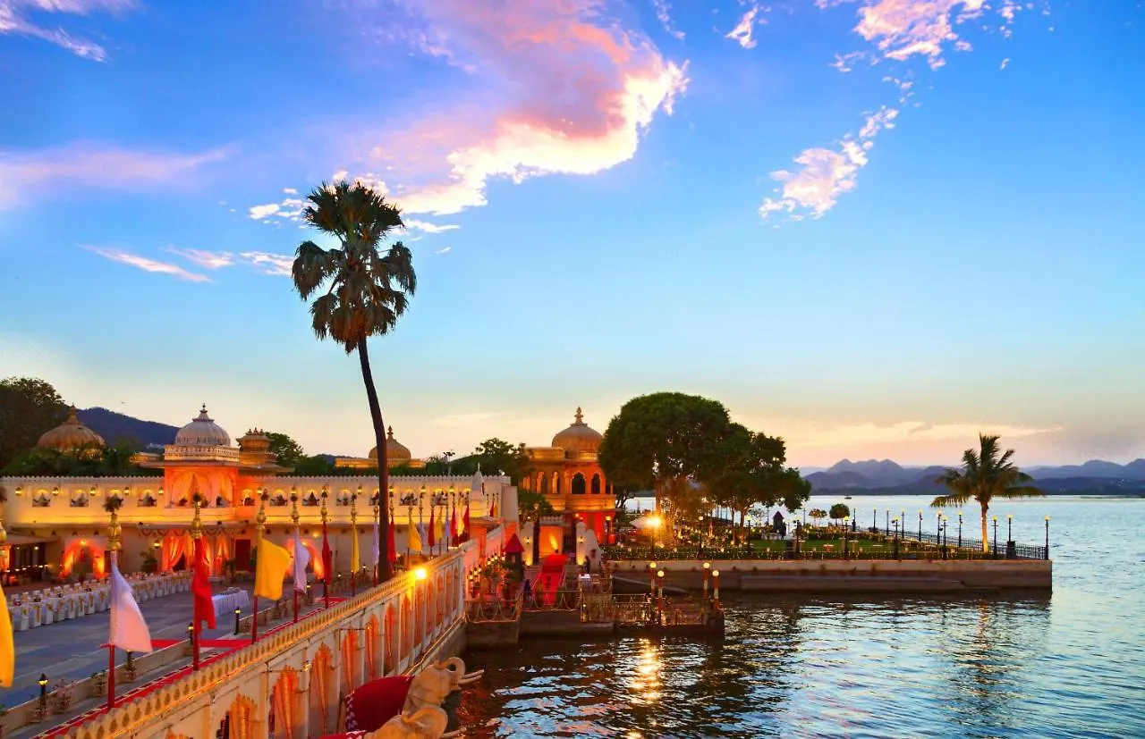 ***** Hotel Jagmandir Island Palace - Grand Heritage Udaipur Inde