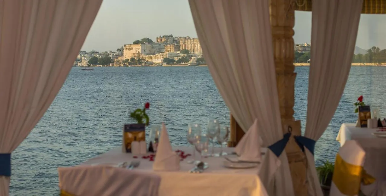 Jagmandir Island Palace - Grand Heritage Udaipur