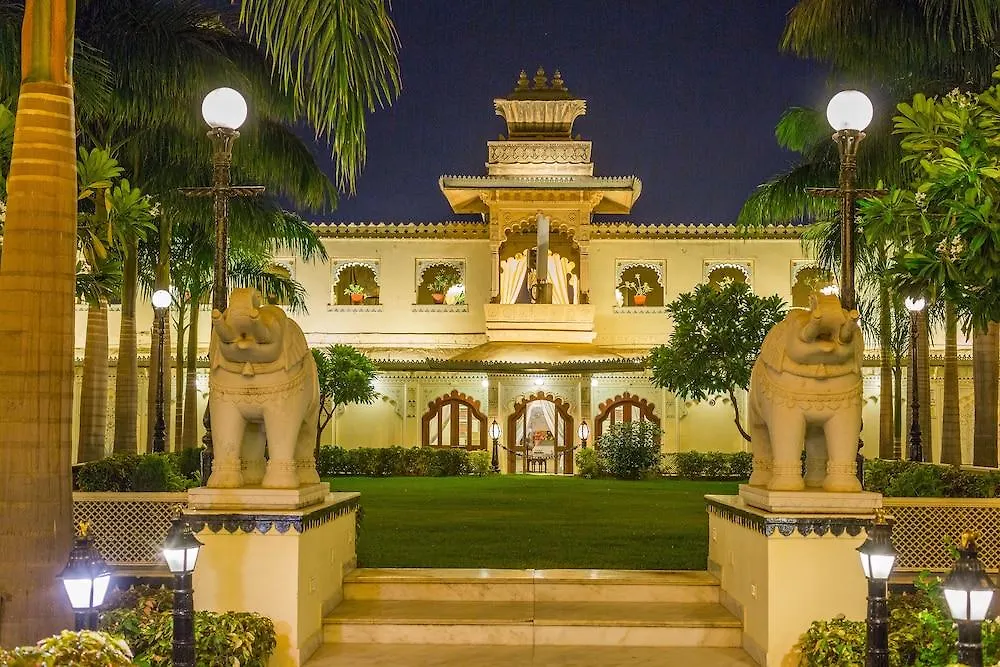 Hotel Jagmandir Island Palace - Grand Heritage Udaipur