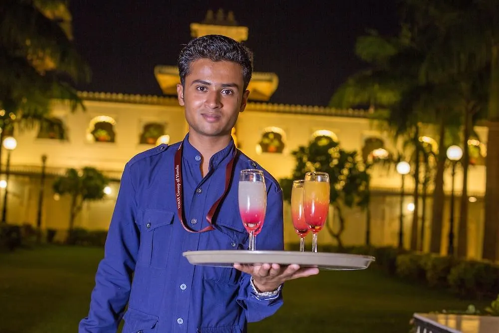 Hotel Jagmandir Island Palace - Grand Heritage Udaipur